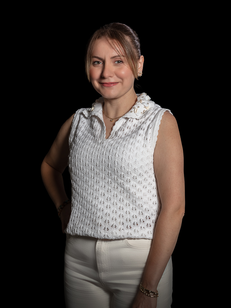ozge sazak